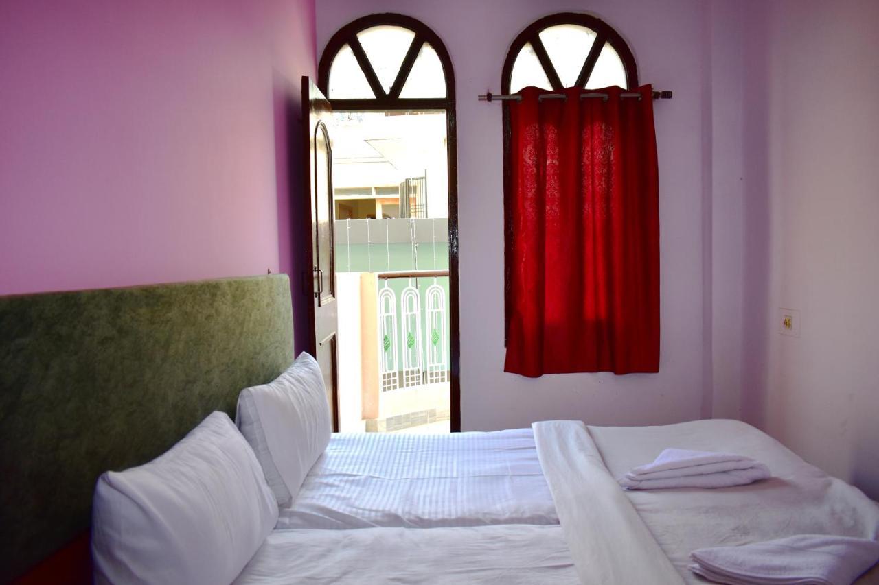 Sandhya Guest House Varanasi Near Ganga River Exteriör bild
