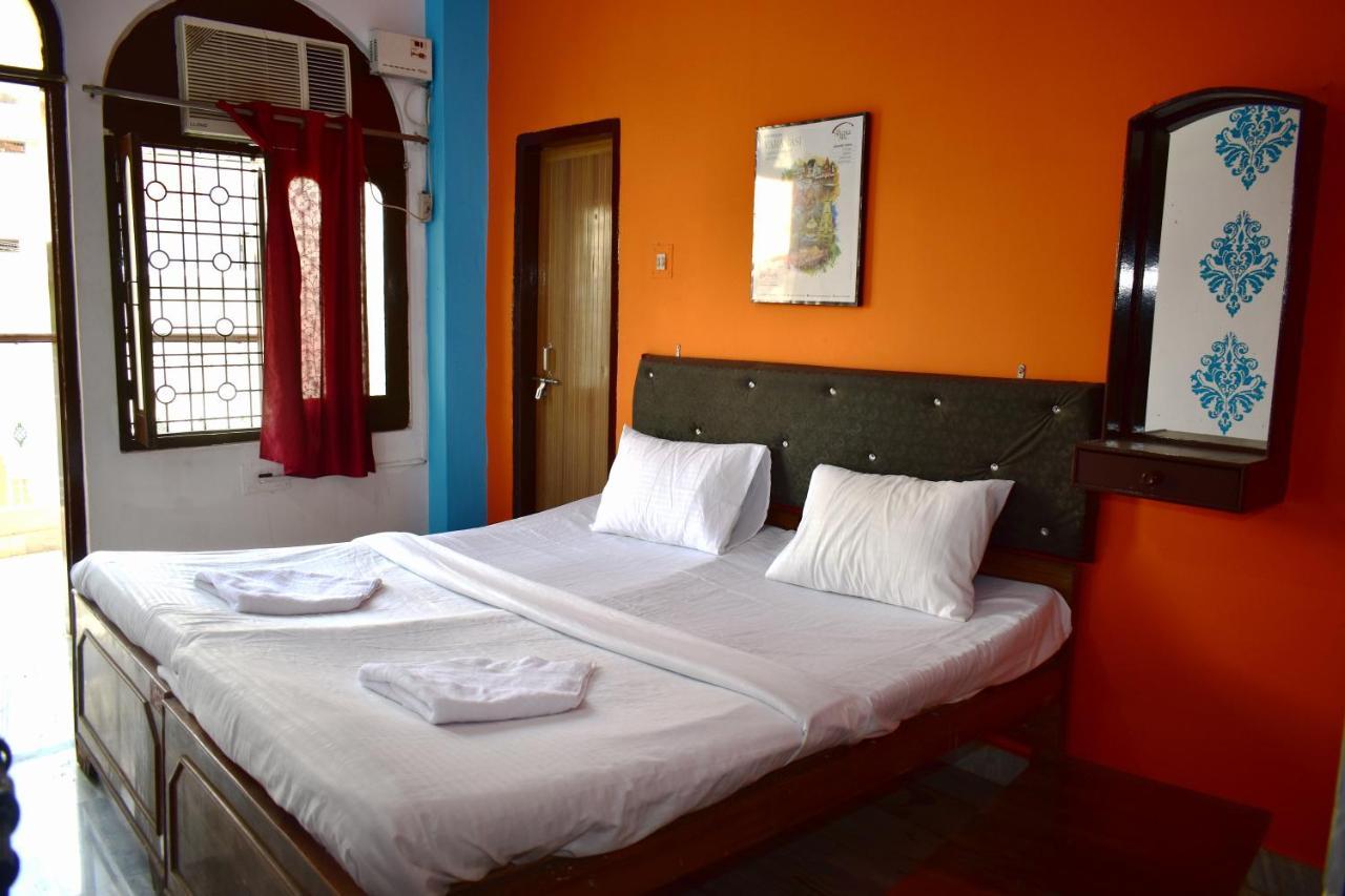 Sandhya Guest House Varanasi Near Ganga River Exteriör bild