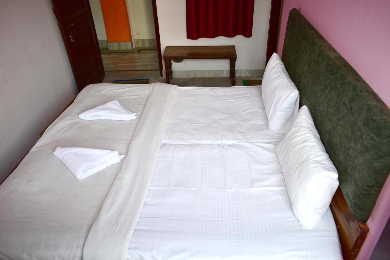 Sandhya Guest House Varanasi Near Ganga River Exteriör bild