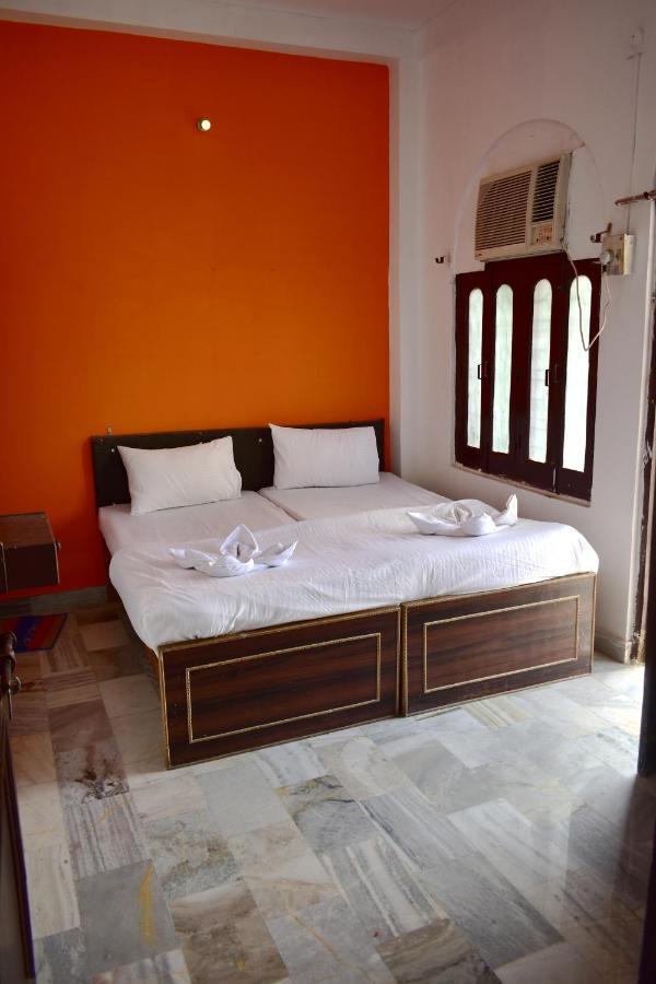 Sandhya Guest House Varanasi Near Ganga River Exteriör bild
