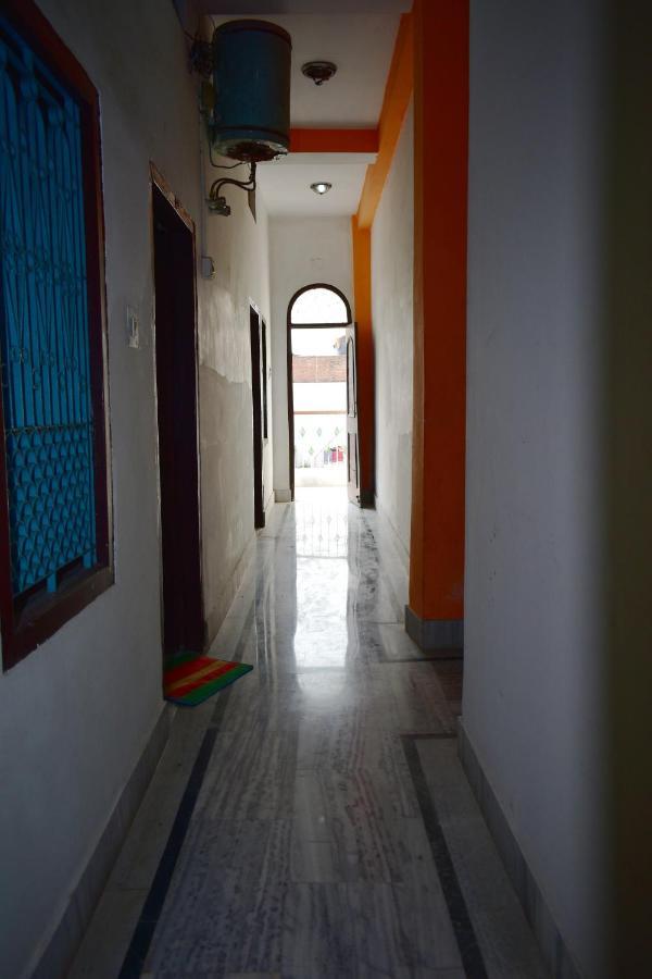 Sandhya Guest House Varanasi Near Ganga River Exteriör bild
