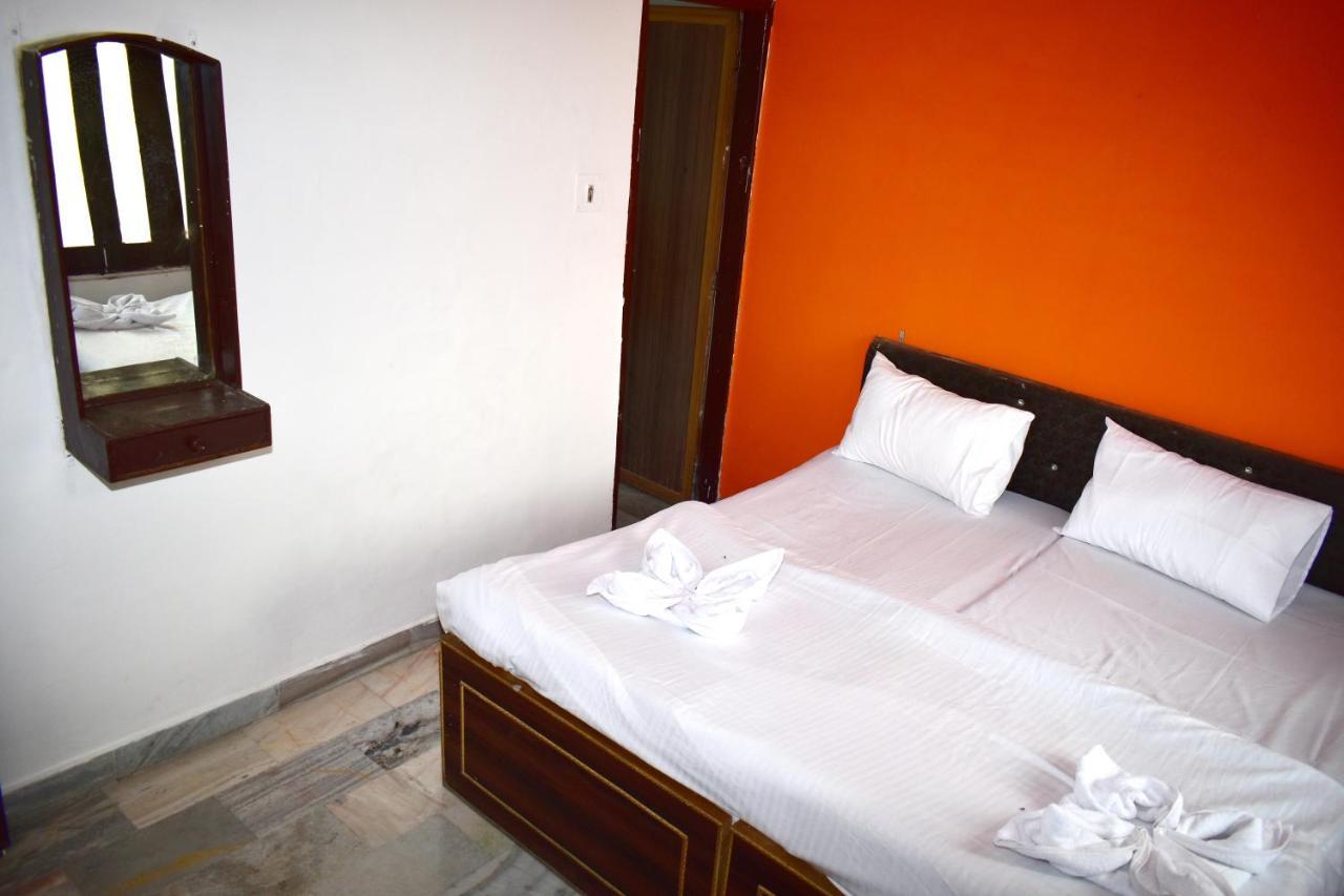 Sandhya Guest House Varanasi Near Ganga River Exteriör bild