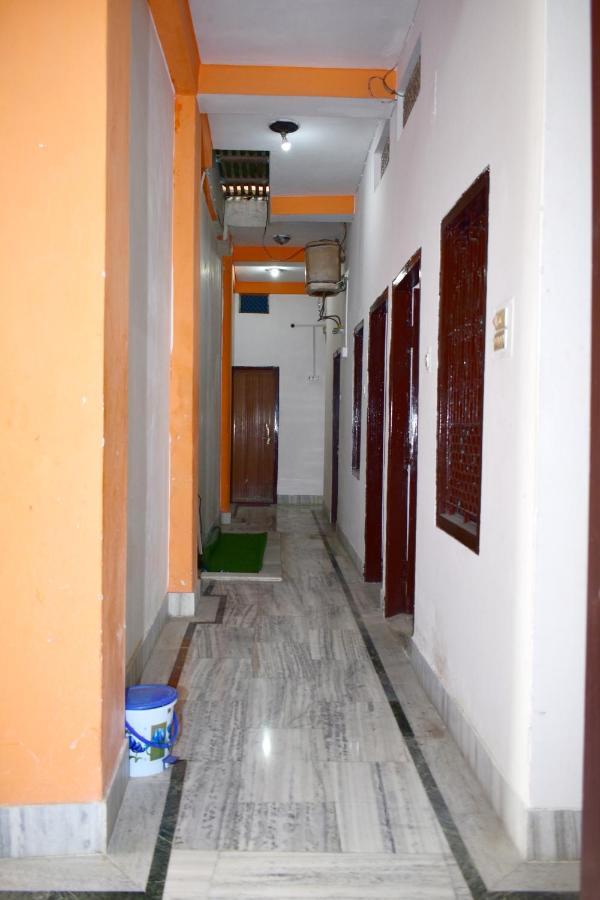 Sandhya Guest House Varanasi Near Ganga River Exteriör bild
